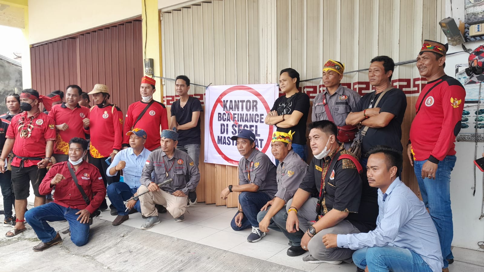 Kantor BCA Finance Di Segel Fordayak